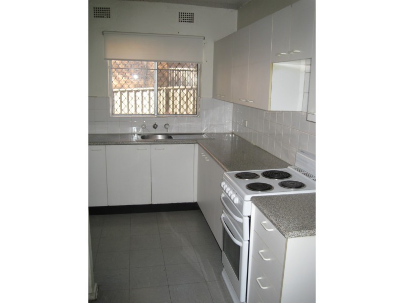 1/100 Stapleton Street, Pendle Hill NSW 2145