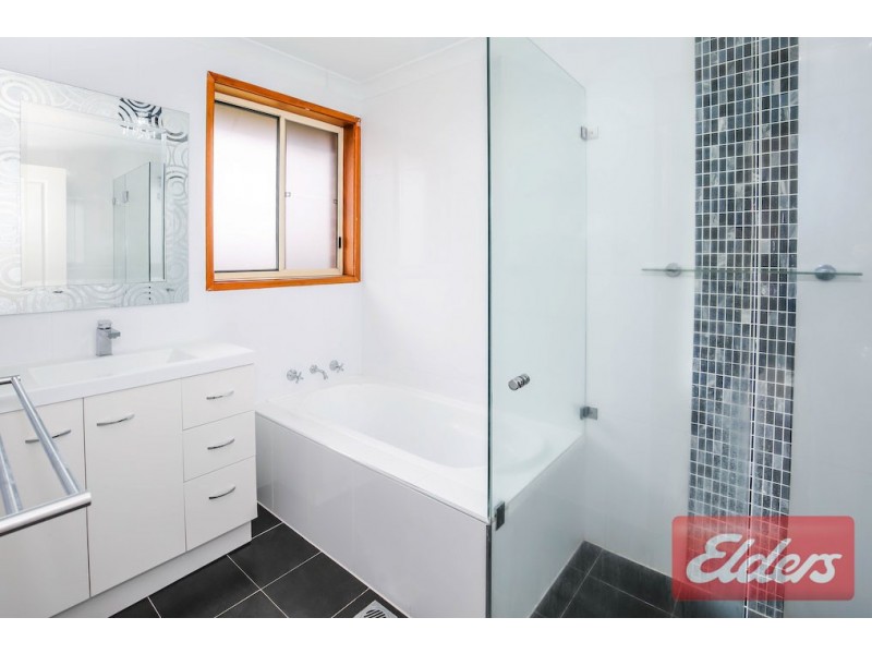 27A Valparaiso Avenue, Toongabbie NSW 2146