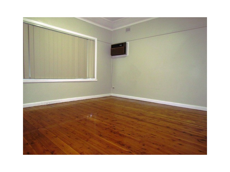 1/100 Pendle Way, Pendle Hill NSW 2145