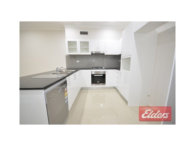 4/25 Tungarra Road, Girraween NSW 2145