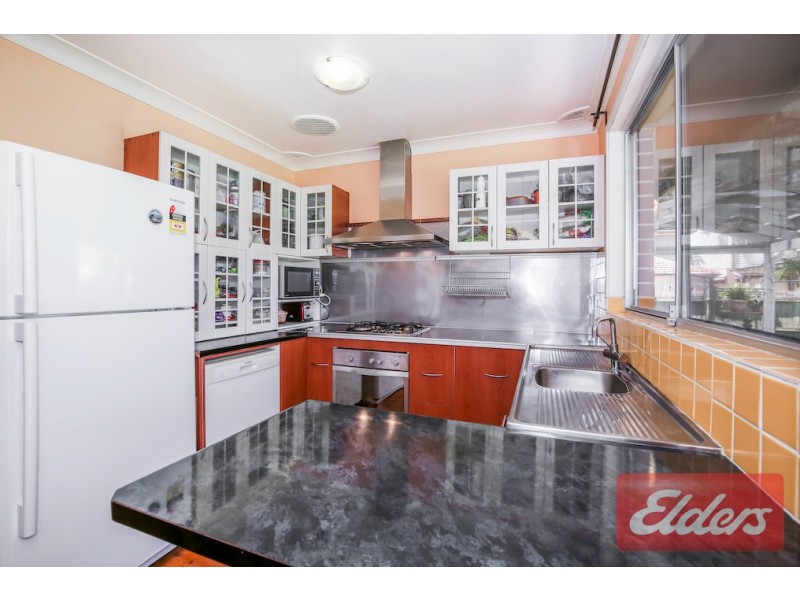 8 Raphael Place, Old Toongabbie NSW 2146