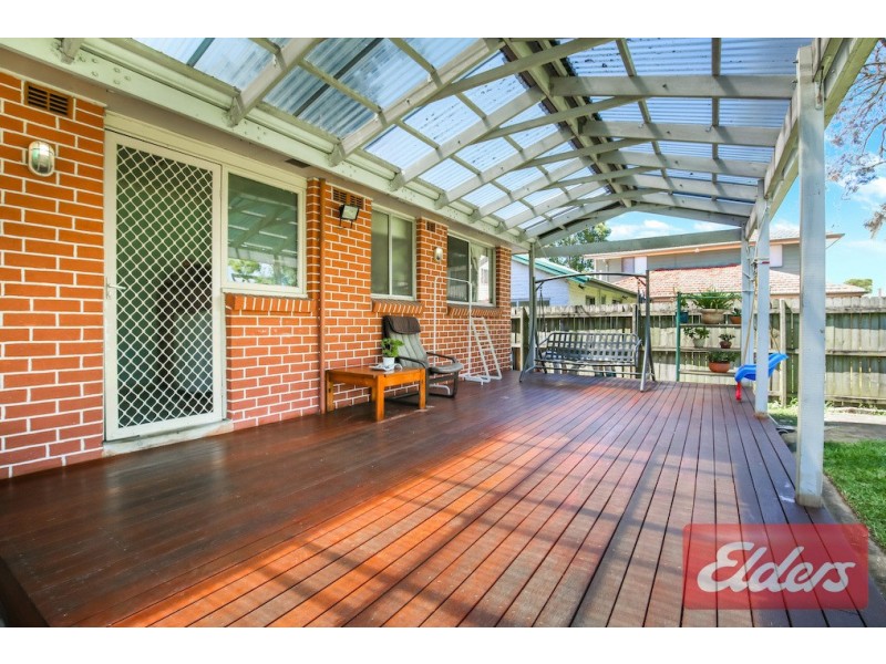 8 Raphael Place, Old Toongabbie NSW 2146