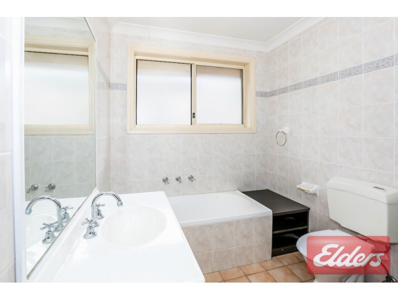 5/27 Girraween Road, Girraween NSW 2145