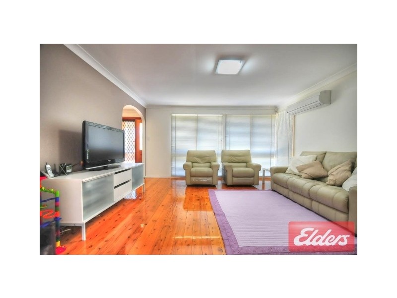 31 Greenmeadows Crescent, Toongabbie NSW 2146