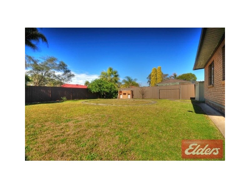 31 Greenmeadows Crescent, Toongabbie NSW 2146