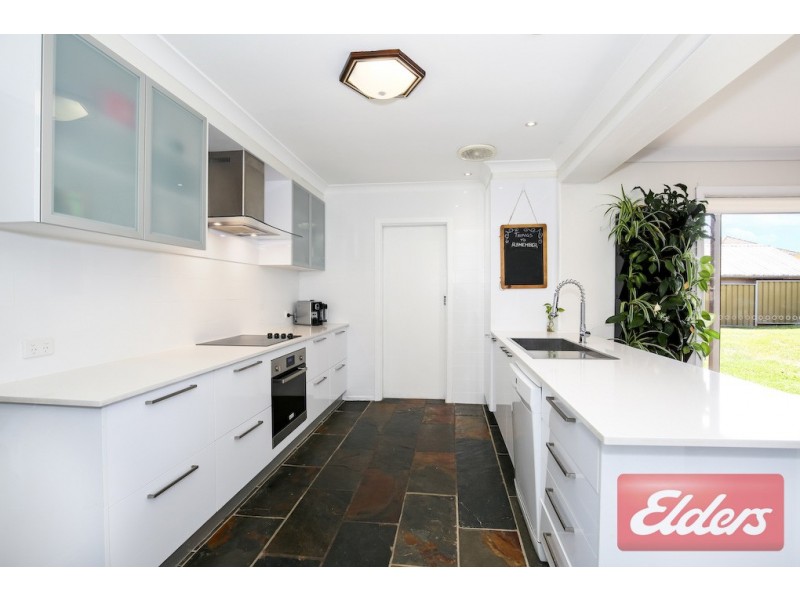 8 Mardi Street, Girraween NSW 2145