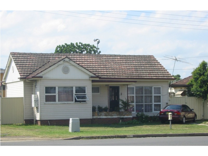 8 Wentworth Avenue, Toongabbie NSW 2146