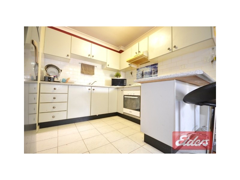 8/240-242 Targo Road, Toongabbie NSW 2146