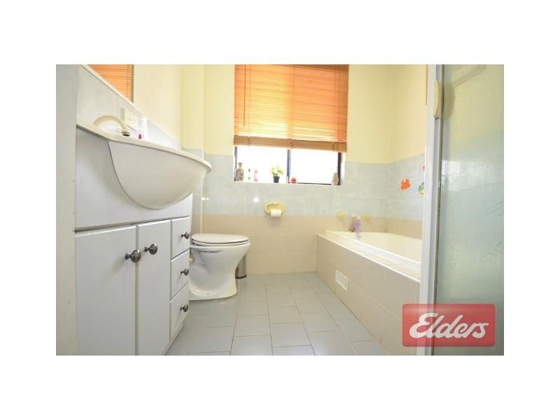 8/240-242 Targo Road, Toongabbie NSW 2146