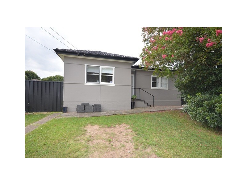 89 Cornelia Road, Toongabbie NSW 2146