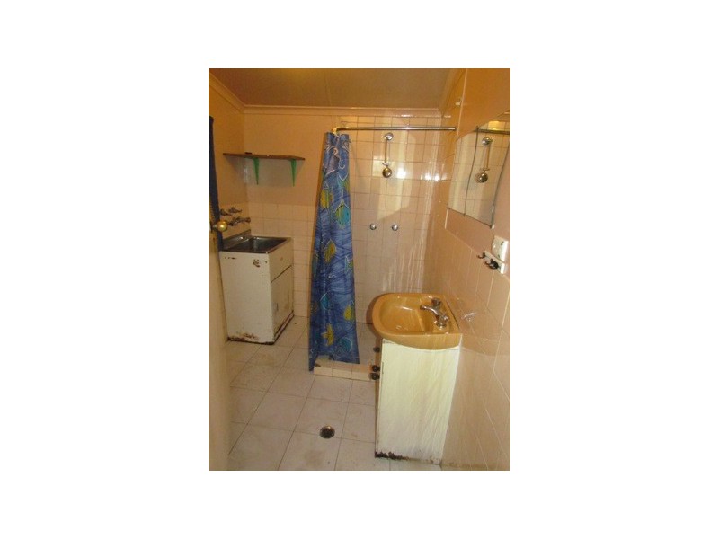 2/70 Oatlands Street, Wentworthville NSW 2145