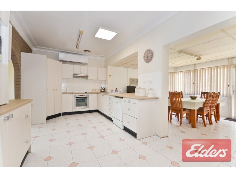 152 Binalong Road, Toongabbie NSW 2146