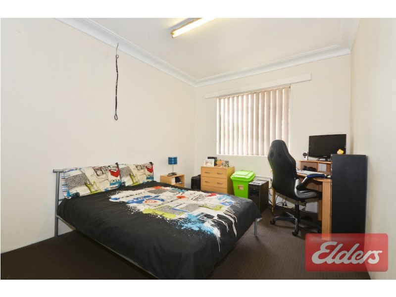 152 Binalong Road, Toongabbie NSW 2146