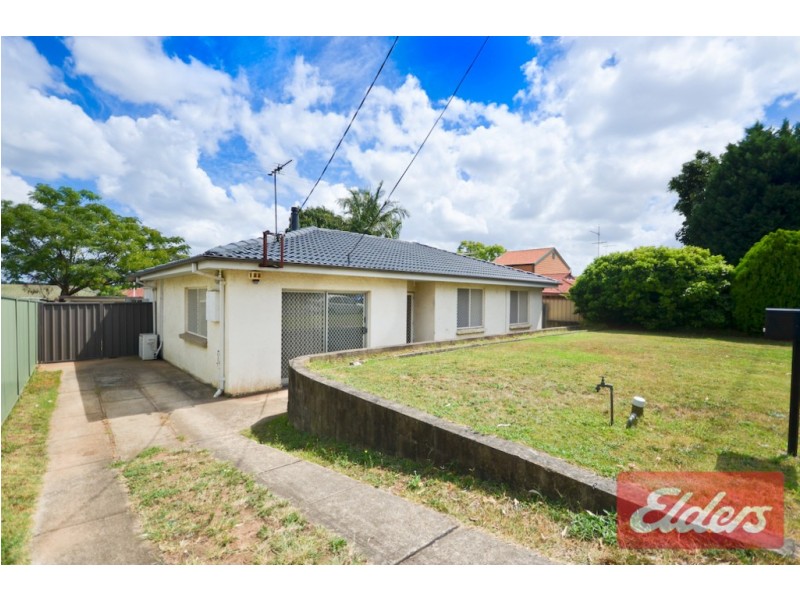 152 Binalong Road, Toongabbie NSW 2146