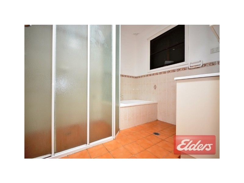 7 Greenmeadows Crescent, Toongabbie NSW 2146