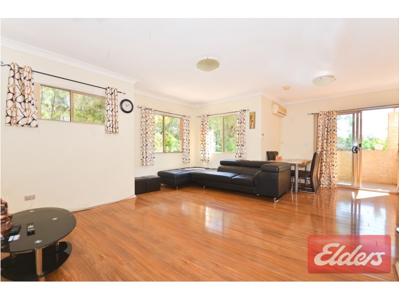9/2 Wentworth Avenue, Toongabbie NSW 2146
