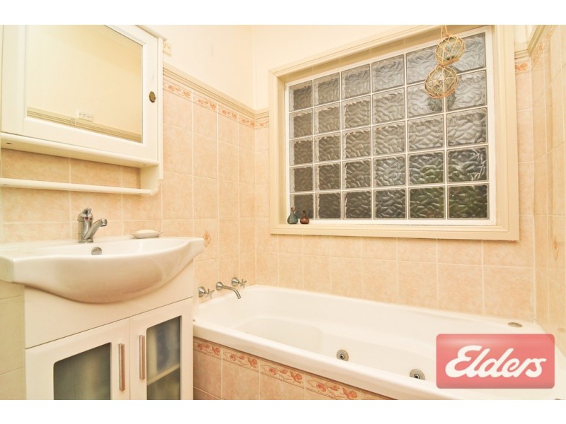 2 Bogalara Road, Old Toongabbie NSW 2146