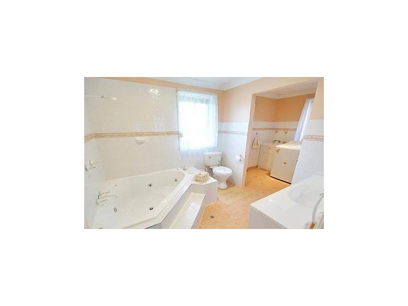 15 Glennie Street, Colyton NSW 2760