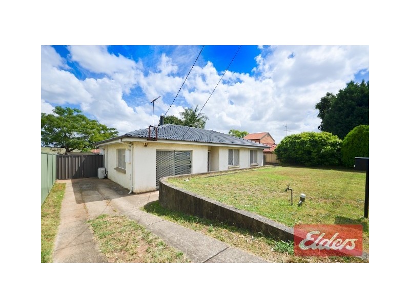 152 Binalong Road, Toongabbie NSW 2146