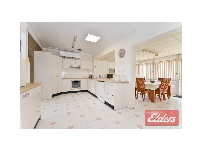 152 Binalong Road, Toongabbie NSW 2146