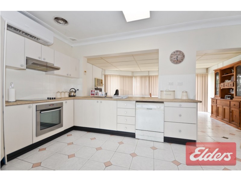 152 Binalong Road, Toongabbie NSW 2146