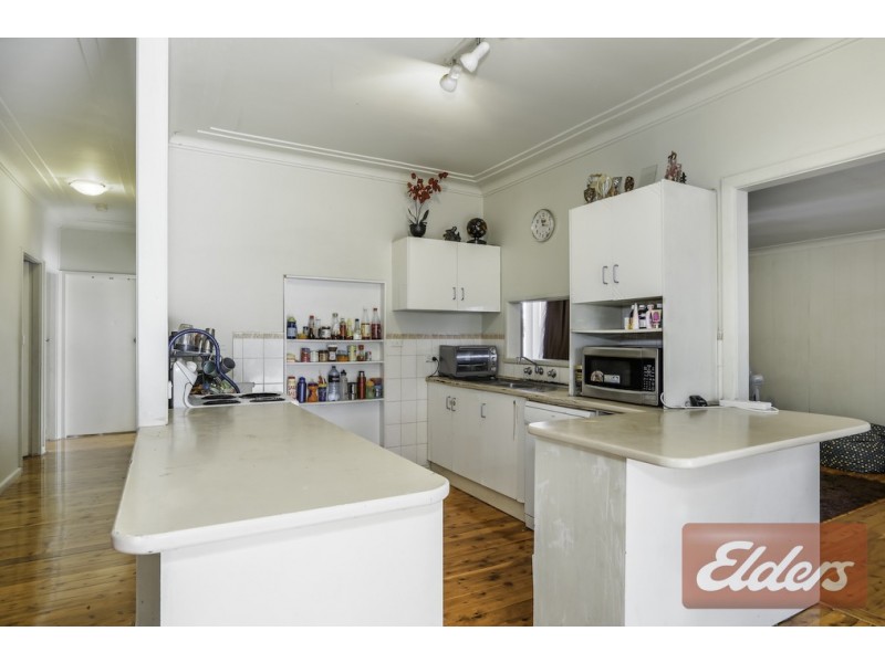 84 Fitzwilliam Road, Toongabbie NSW 2146