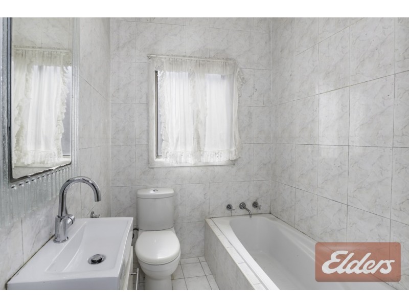 84 Fitzwilliam Road, Toongabbie NSW 2146