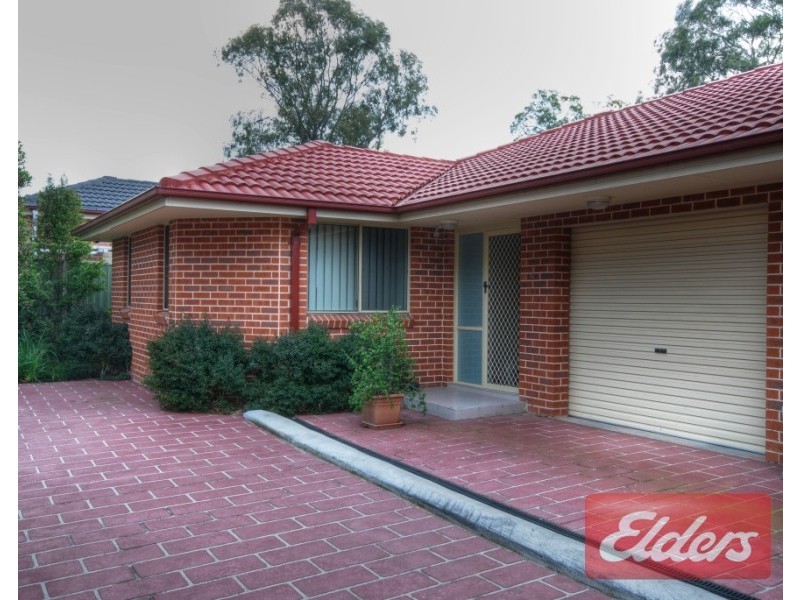 12 Tungarra Road, Girraween NSW 2145