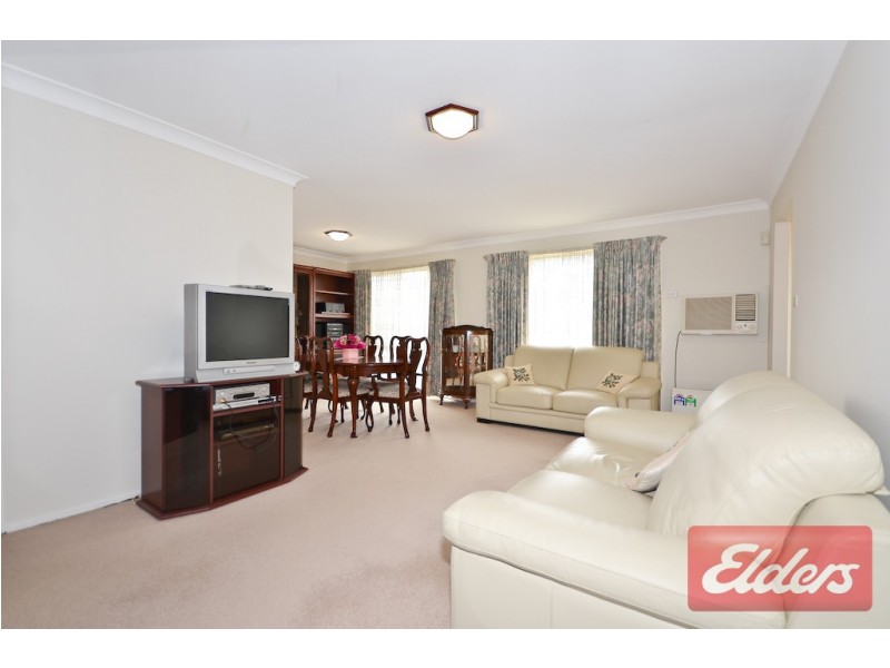 18 Tucks Road, Toongabbie NSW 2146