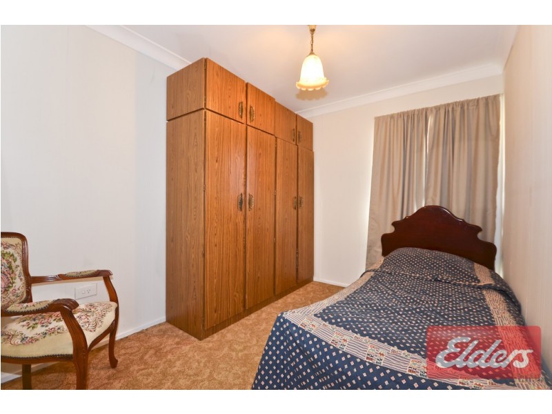 18 Tucks Road, Toongabbie NSW 2146