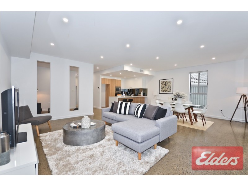 2/5 Oval Street, Old Toongabbie NSW 2146