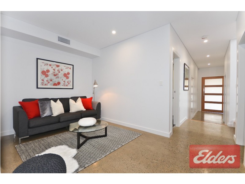 2/5 Oval Street, Old Toongabbie NSW 2146