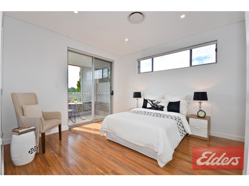 2/5 Oval Street, Old Toongabbie NSW 2146