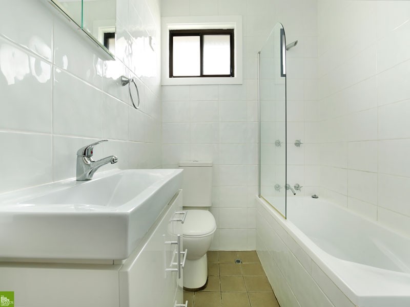 546 Northcliffe Drive, Berkeley NSW 2506