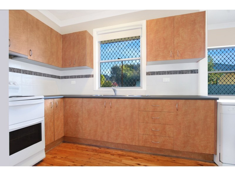 9 Jemima Street, Unanderra NSW 2526