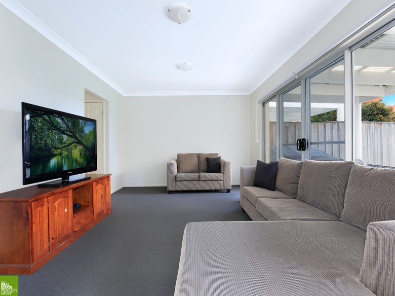 3/4a Tallegalla Street, Unanderra NSW 2526