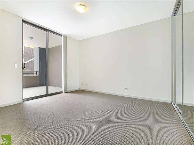 2/313 Crown Street, Wollongong NSW 2500