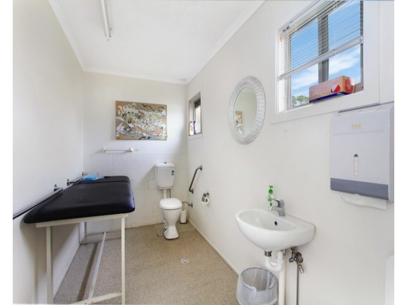 42 Baan Baan Street, Dapto NSW 2530