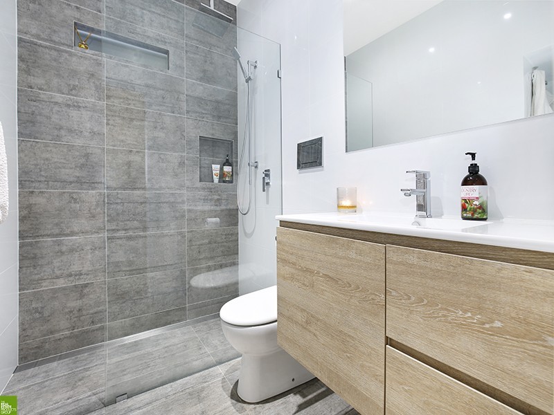 18 Stanley Avenue, Farmborough Heights NSW 2526