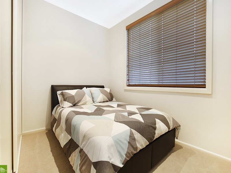 18 Stanley Avenue, Farmborough Heights NSW 2526