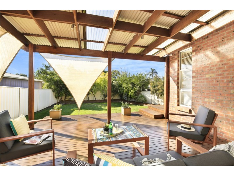 12 Hopman Crescent, Berkeley NSW 2506