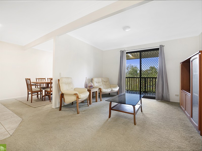 1 Coral Crescent, Unanderra NSW 2526