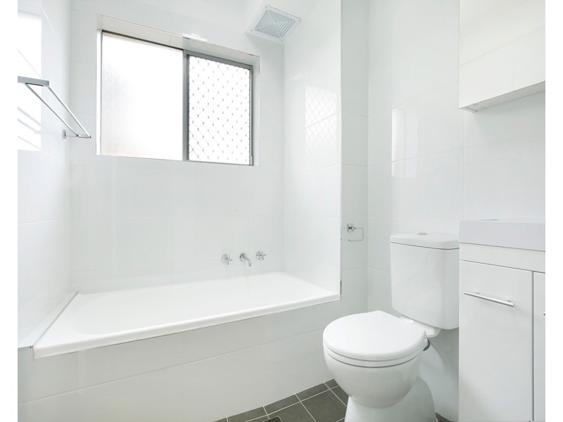 7/6 Mackie Street, Coniston NSW 2500