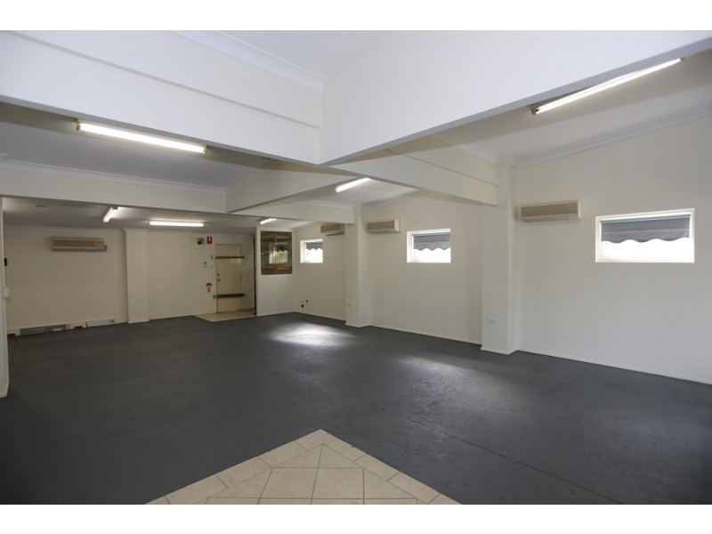 215 Princes Highway, Albion Park Rail NSW 2527