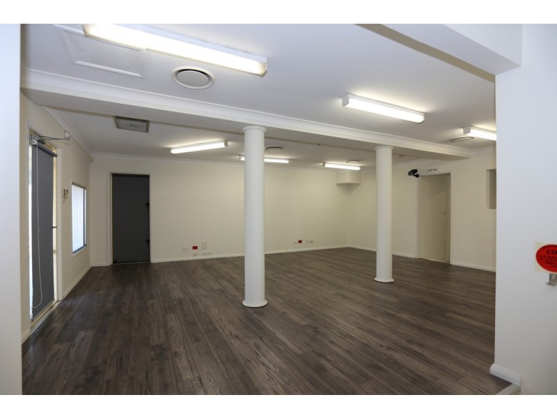 215 Princes Highway, Albion Park Rail NSW 2527