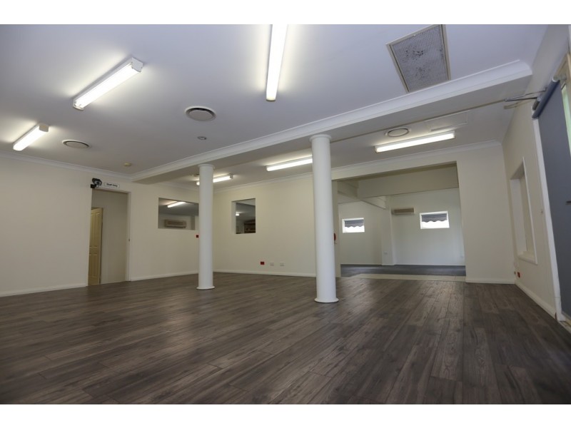 215 Princes Highway, Albion Park Rail NSW 2527