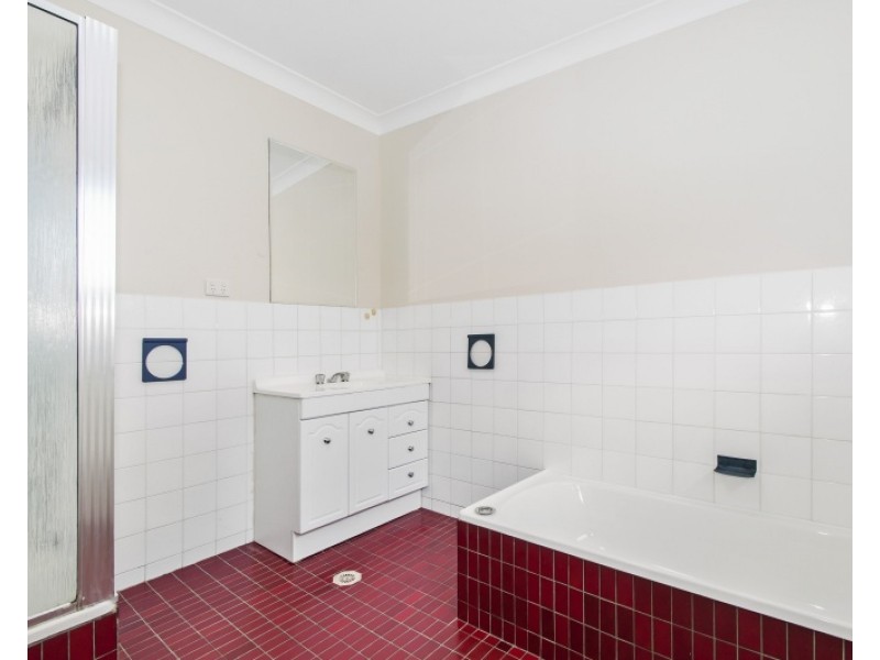 116 Koloona Avenue, Mount Keira NSW 2500