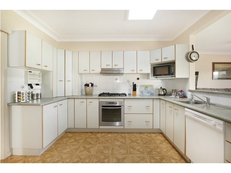 3 Centenary Road, Albion Park NSW 2527