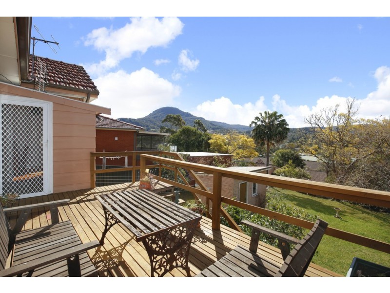 60 Waples Road, Unanderra NSW 2526