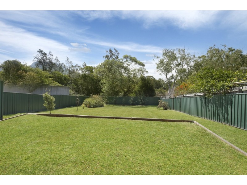 4 Phillips Avenue, West Wollongong NSW 2500